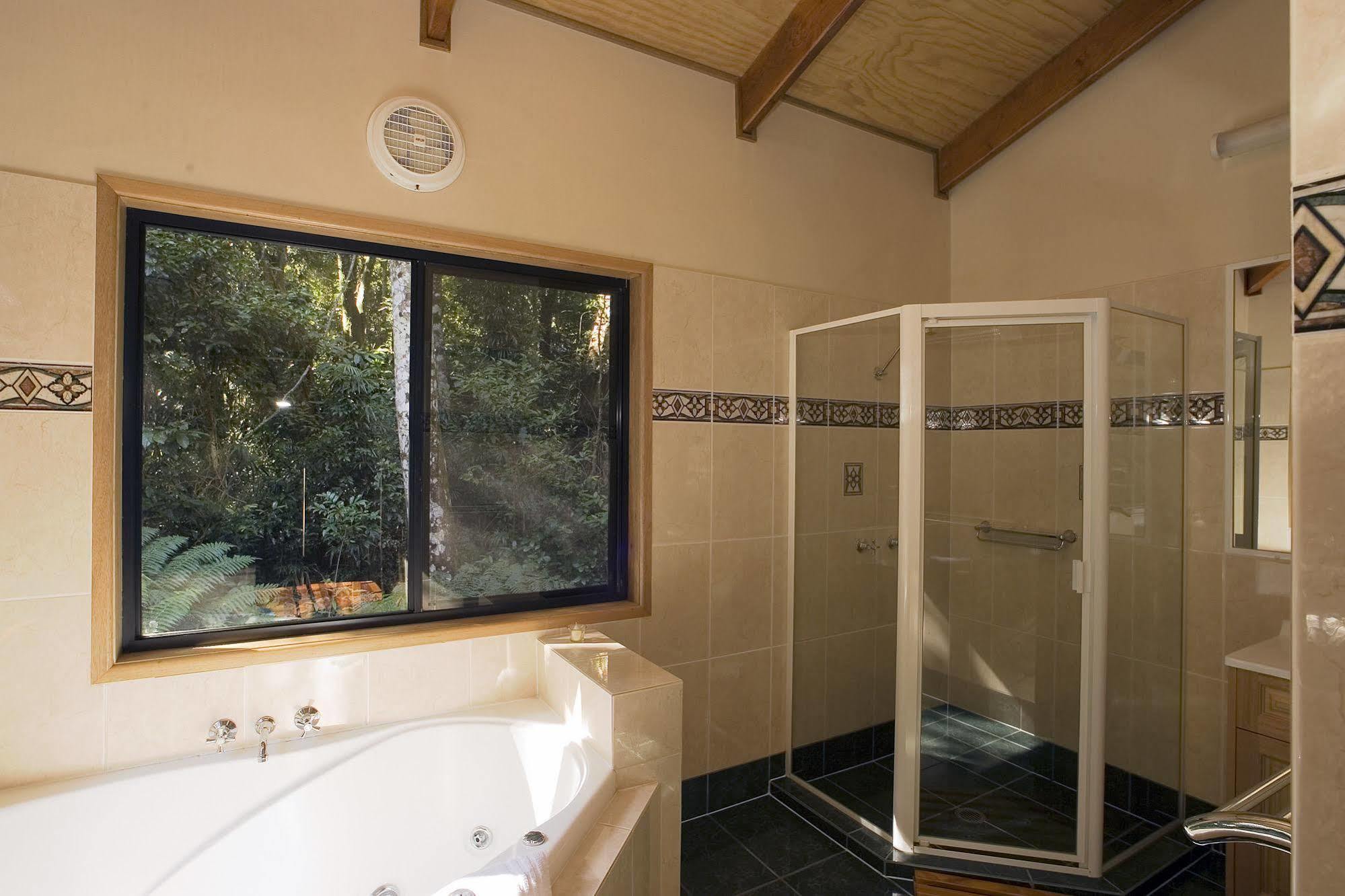Springbrook Lyrebird Retreat Villa Exterior photo